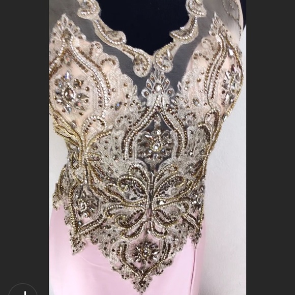 Dress - Picture 4 of 4